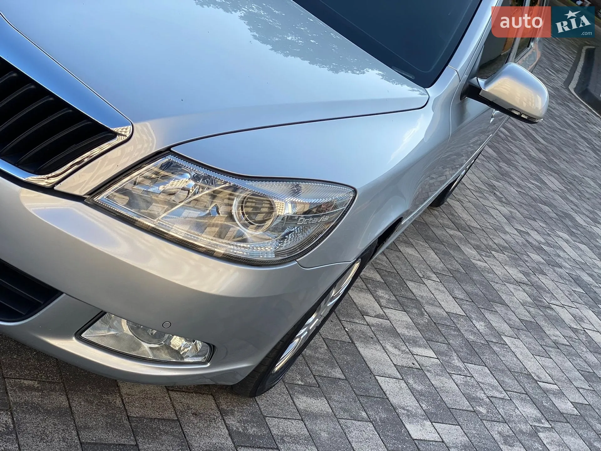 2010 Skoda Octavia - мініатюра 13