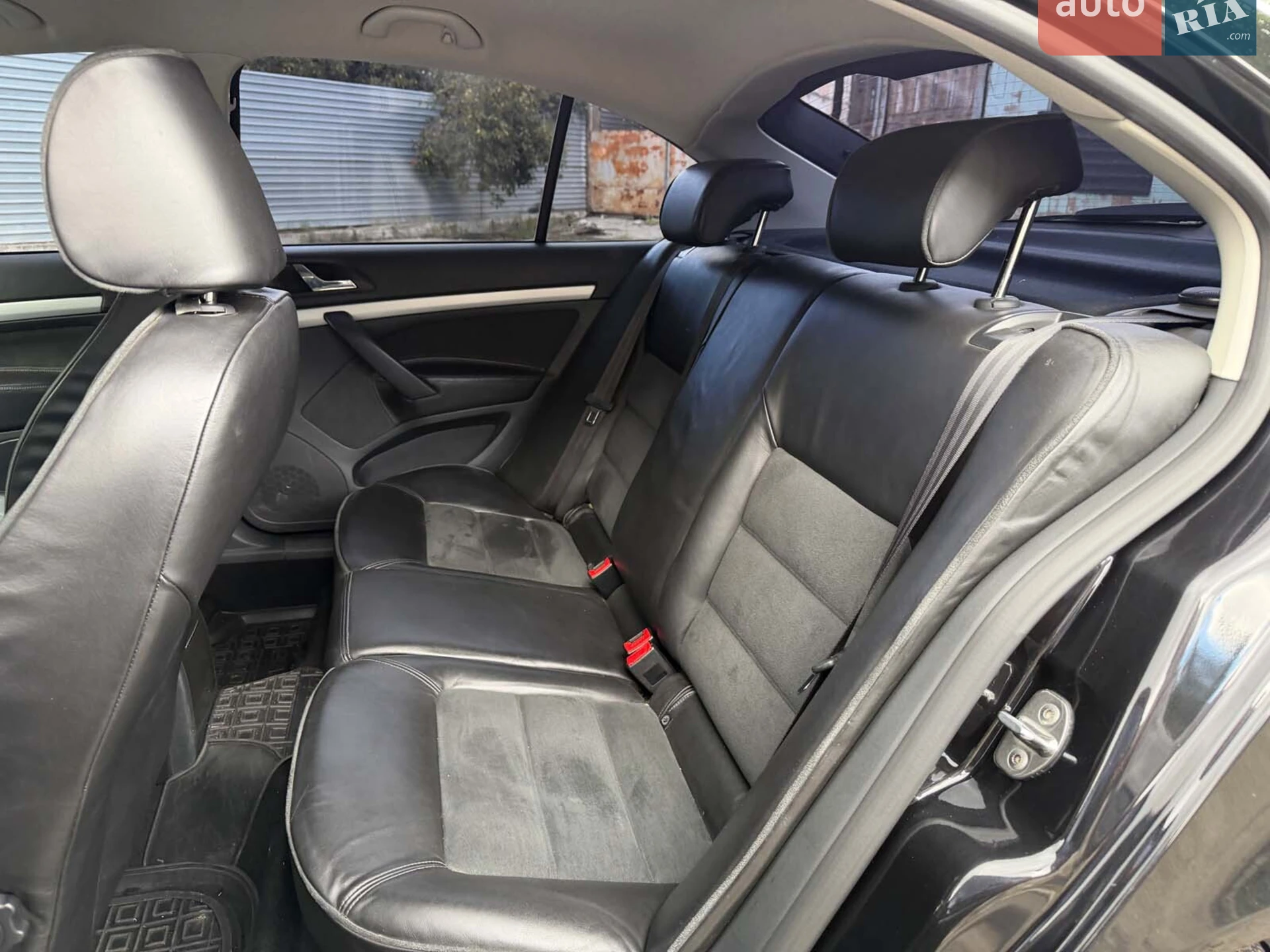 2011 Skoda Octavia - мініатюра 18
