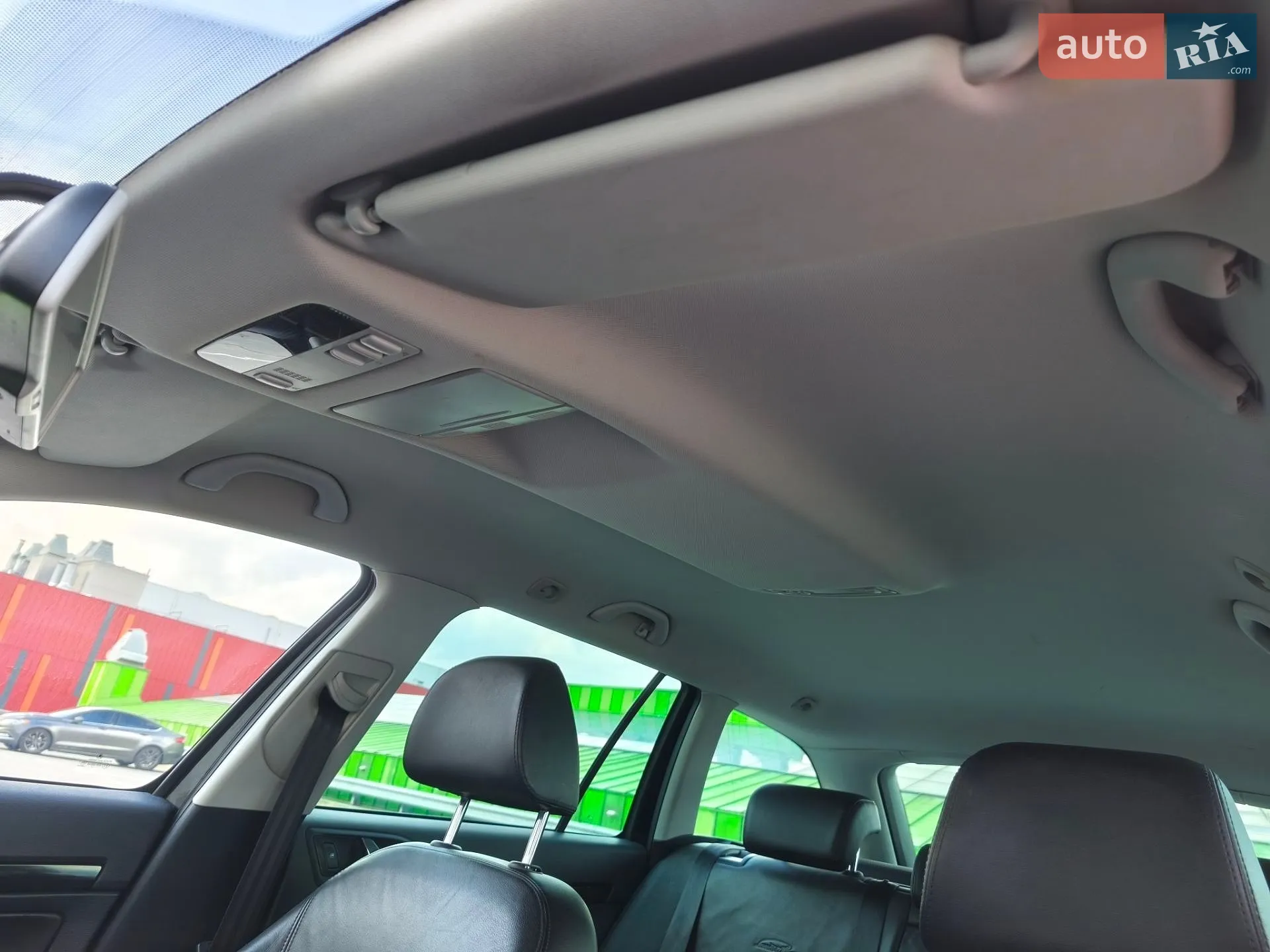 2010 Skoda Octavia - мініатюра 33