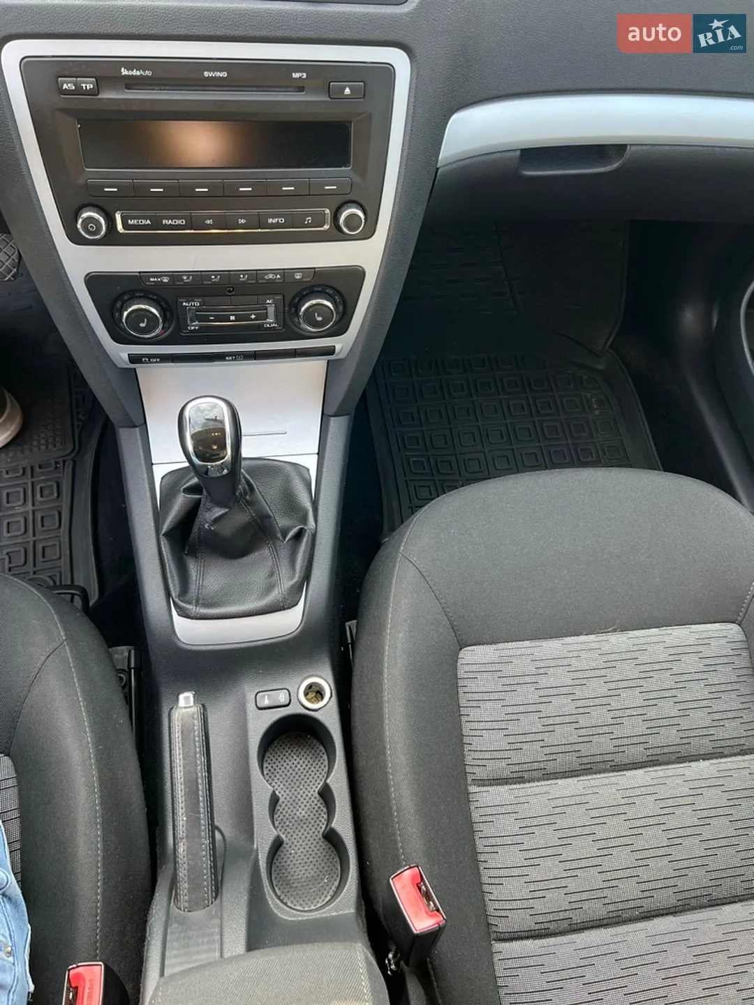 2011 Skoda Octavia - мініатюра 28