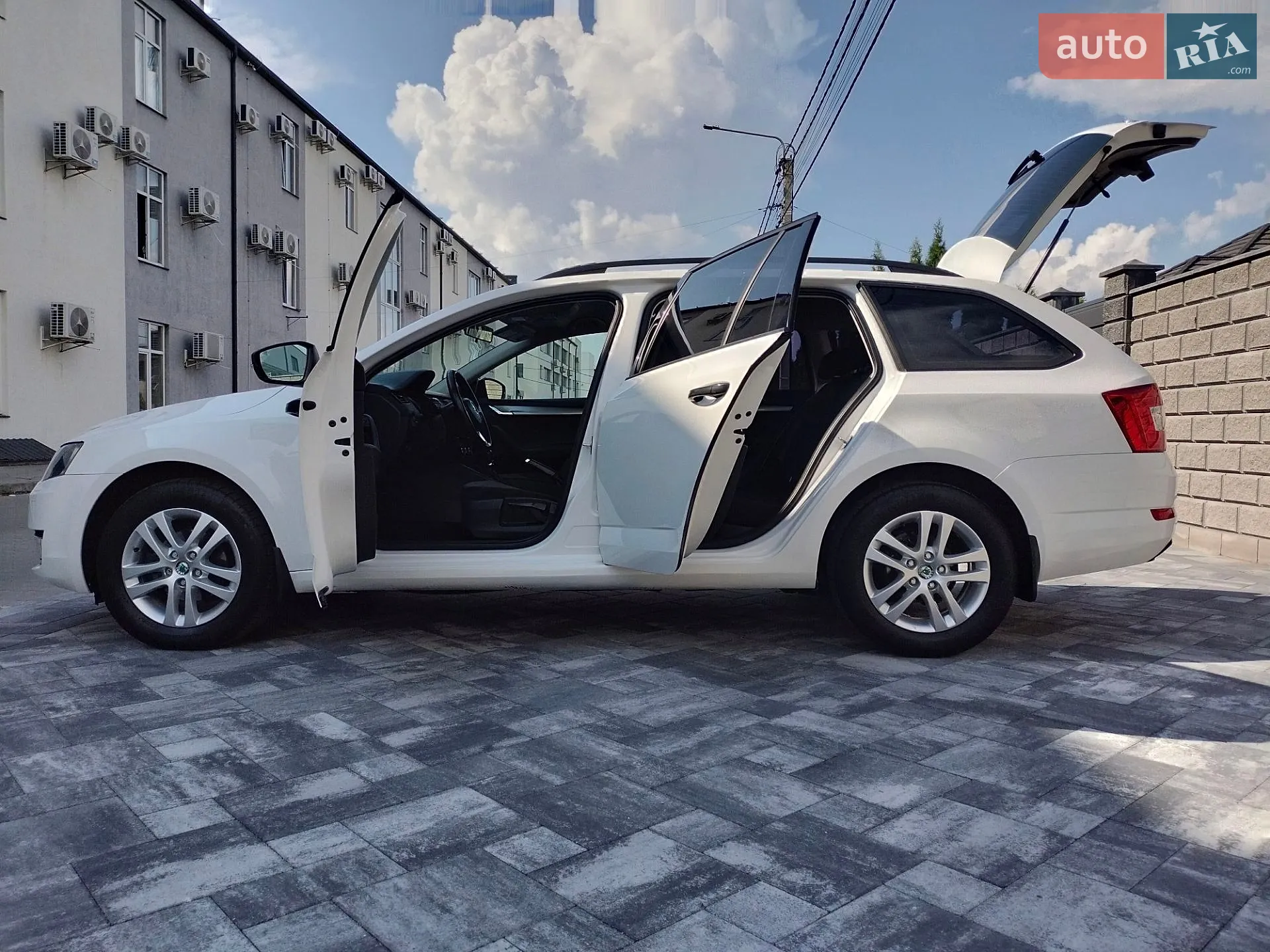 2016 Skoda Octavia - мініатюра 28
