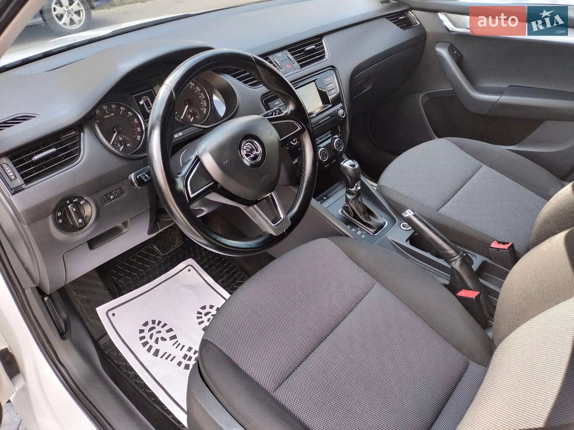 2016 Skoda Octavia - мініатюра 42
