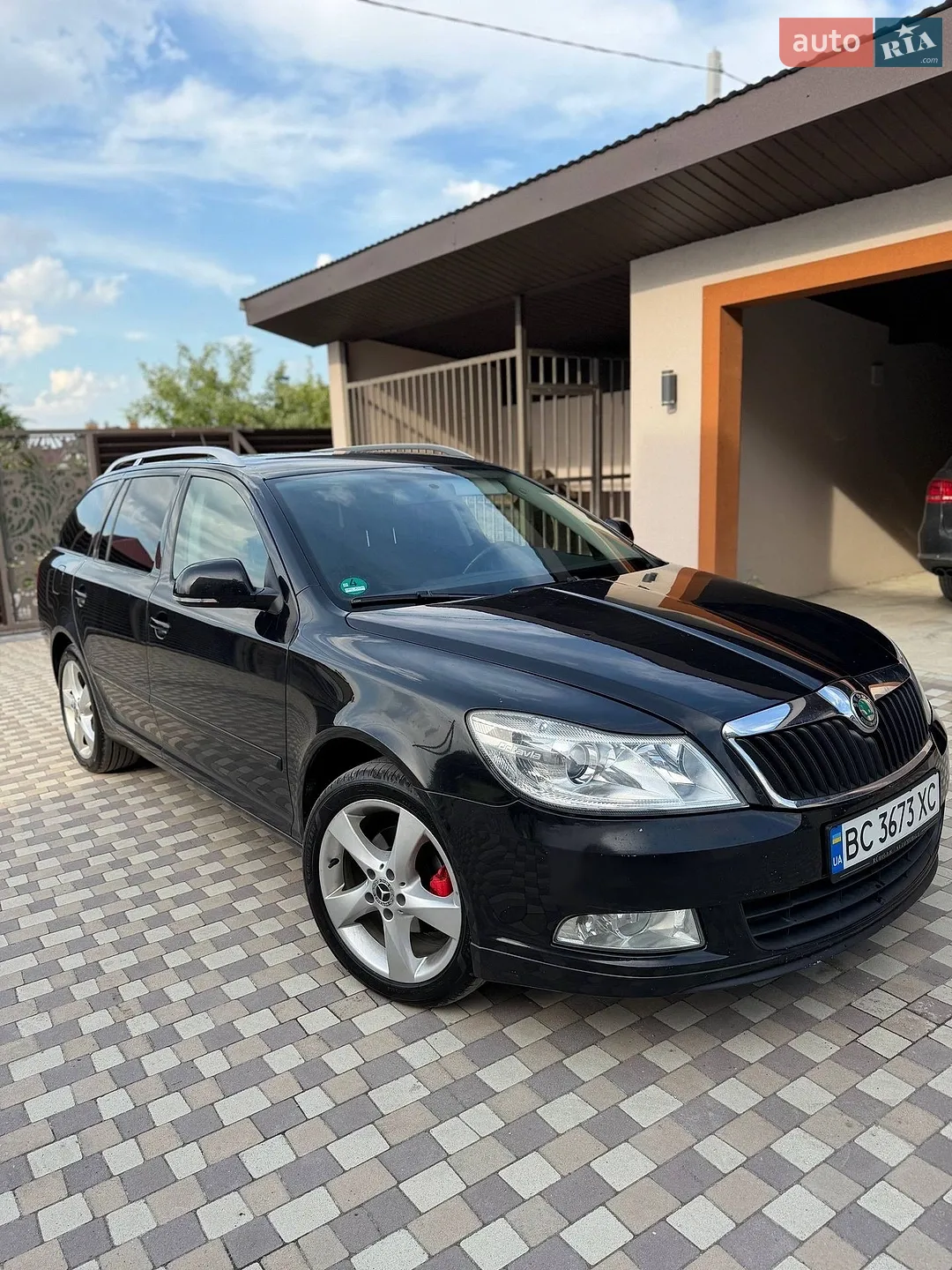2010 Skoda Octavia - мініатюра 4