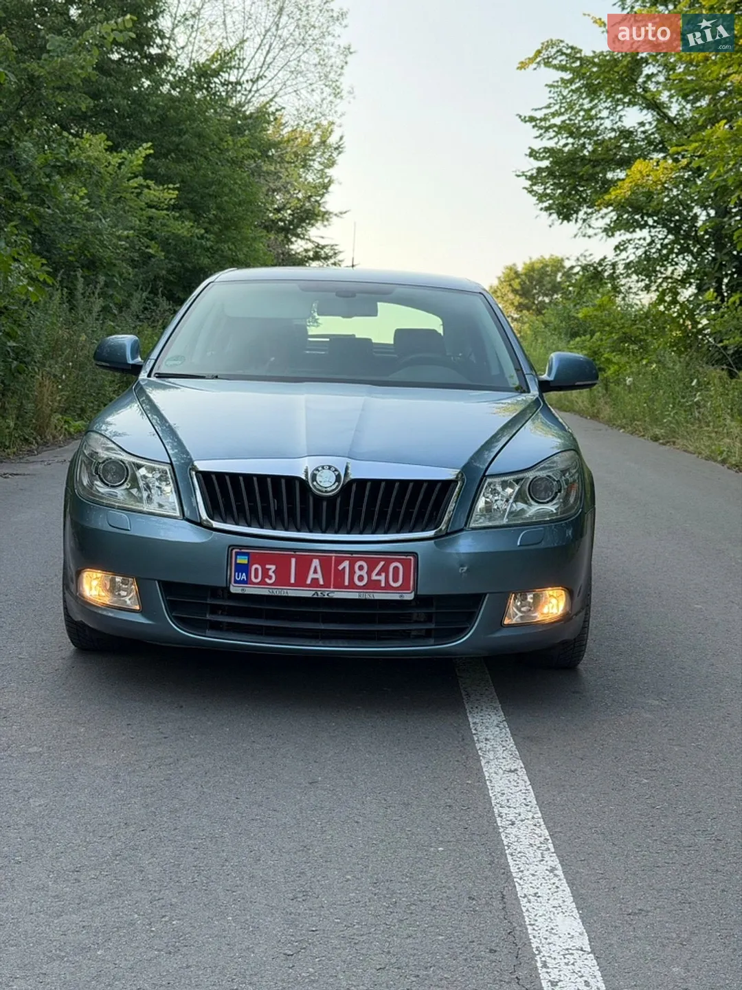 2010 Skoda Octavia - мініатюра 2