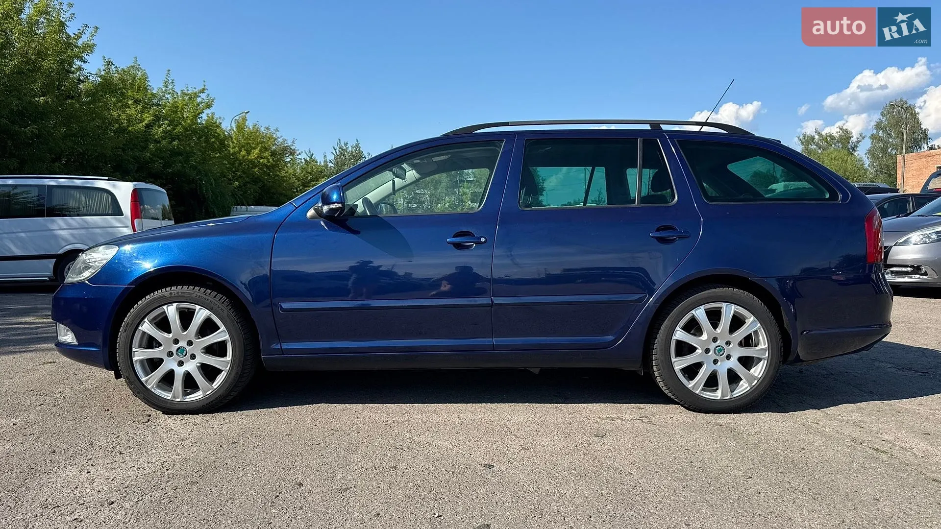 2010 Skoda Octavia - мініатюра 3