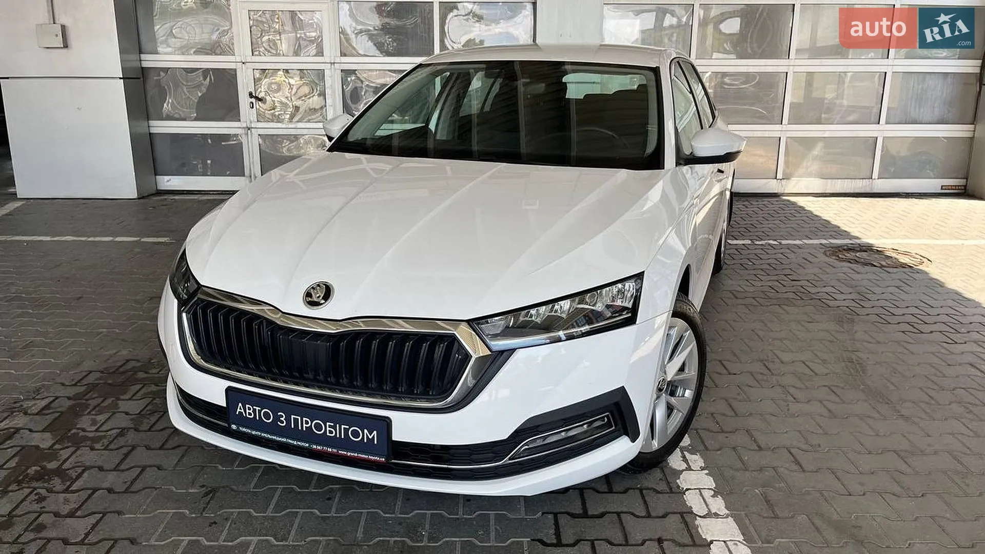 2022 Skoda Octavia - фото 1