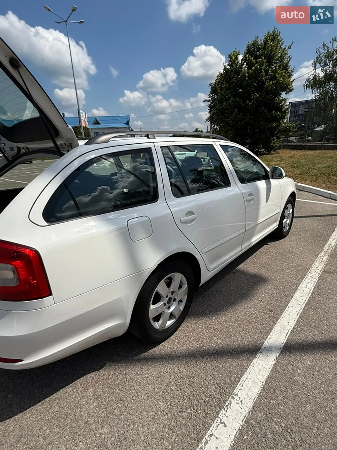 2011 Skoda Octavia - мініатюра 10