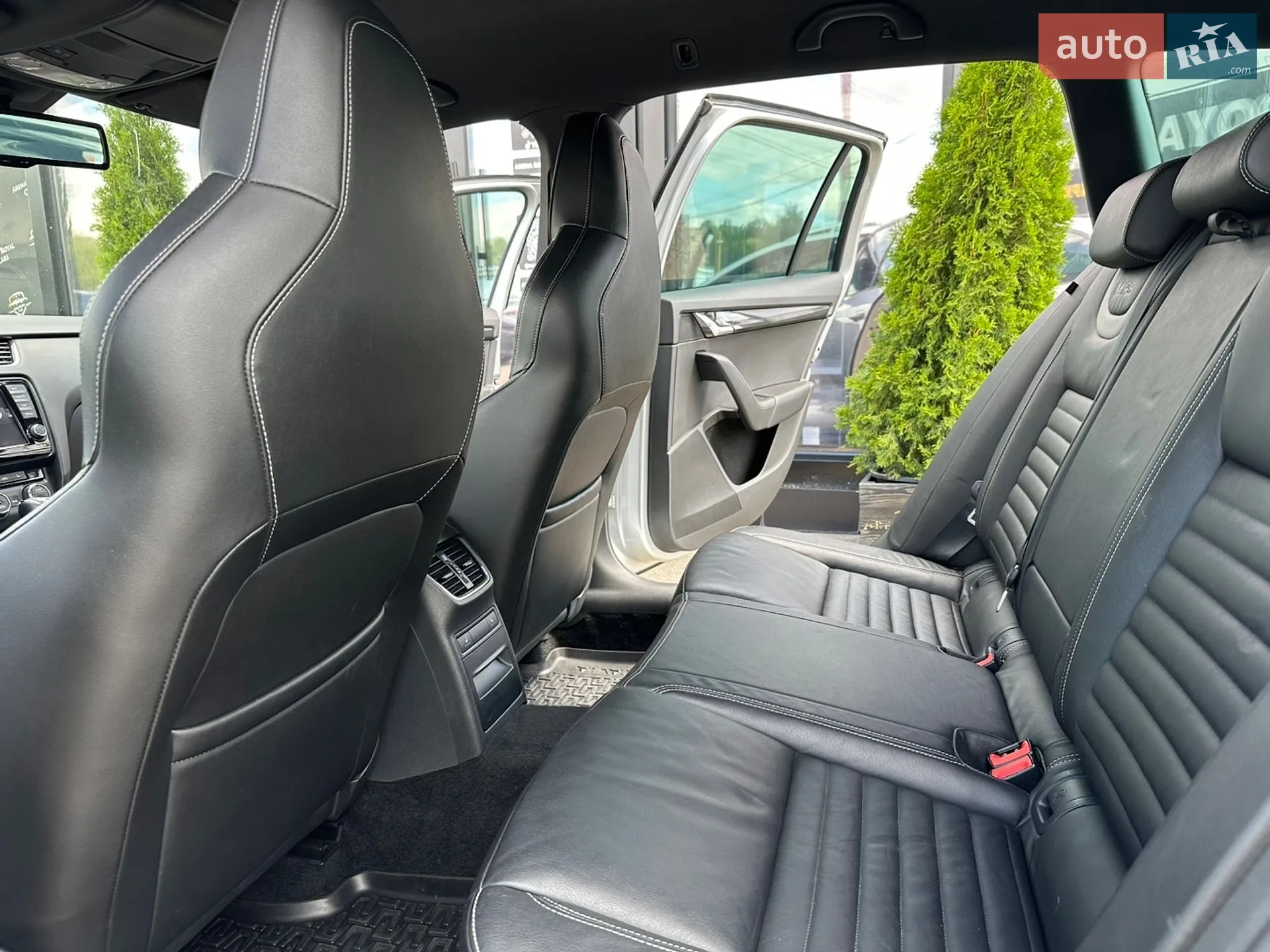 2016 Skoda Octavia - мініатюра 17