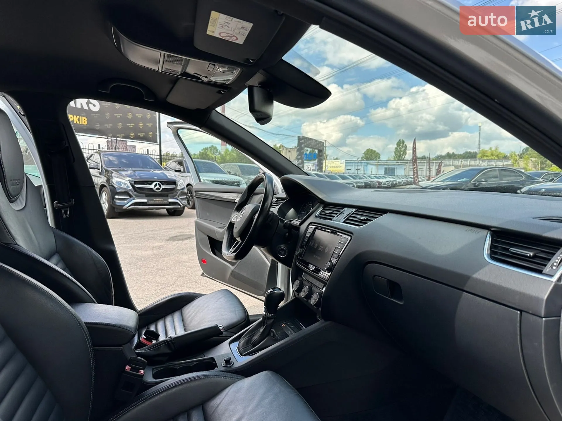 2016 Skoda Octavia - мініатюра 24