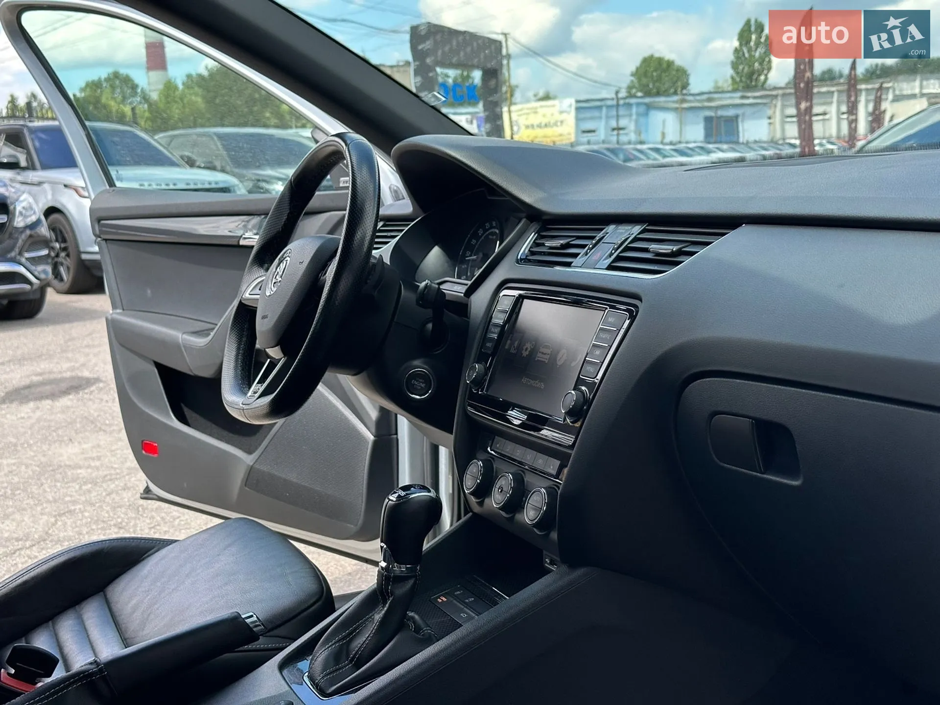 2016 Skoda Octavia - мініатюра 25