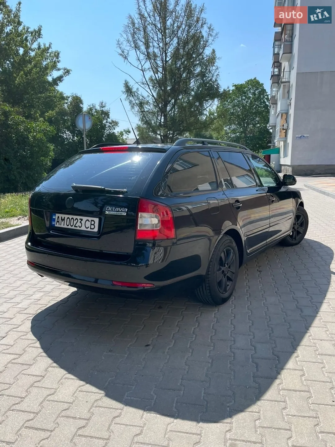 2010 Skoda Octavia - мініатюра 8