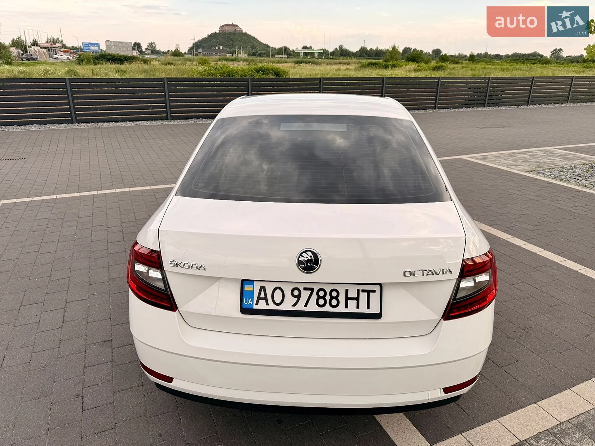 2017 Skoda Octavia - мініатюра 13