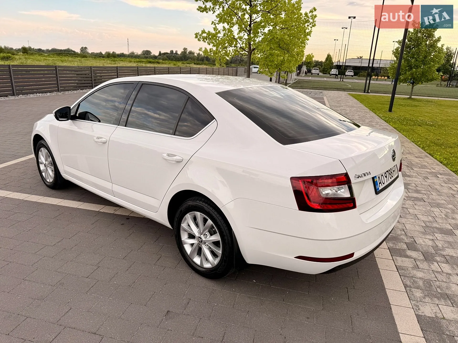2017 Skoda Octavia - мініатюра 11