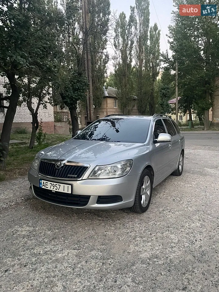 2011 Skoda Octavia - мініатюра 53