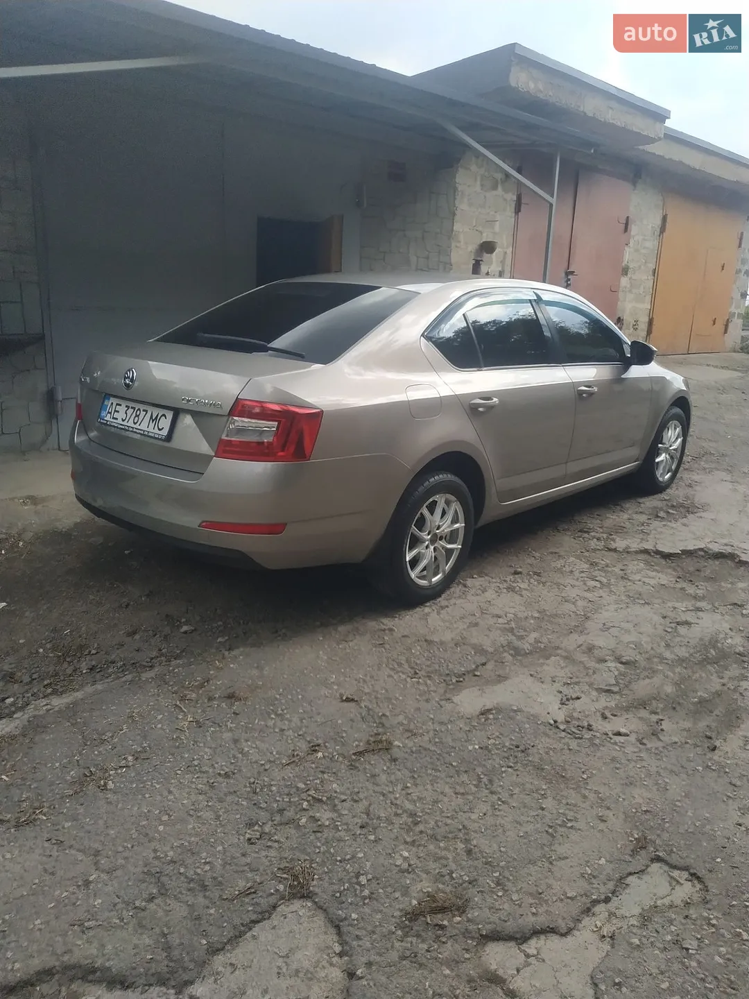 2016 Skoda Octavia - мініатюра 12