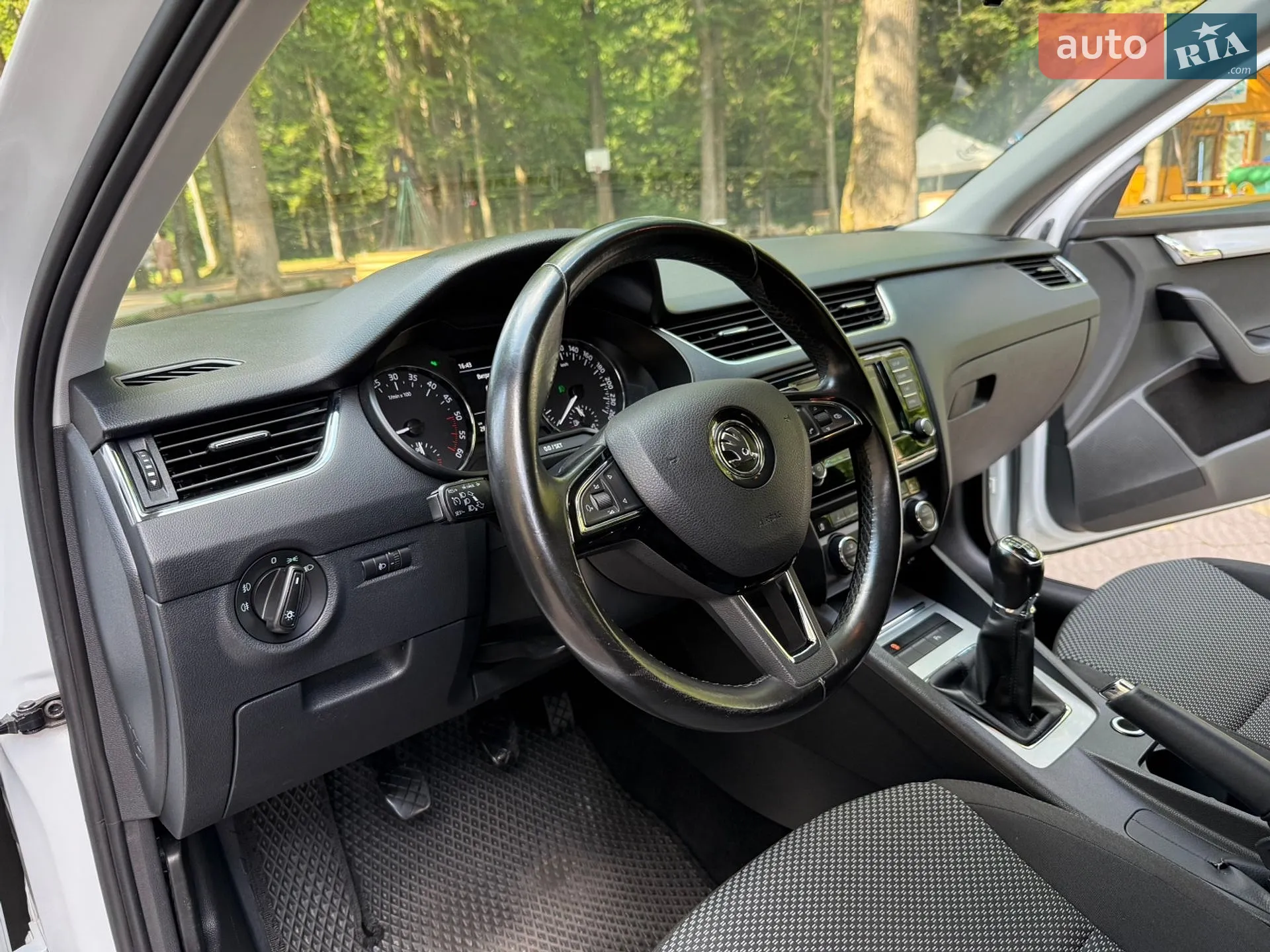 2016 Skoda Octavia - мініатюра 113