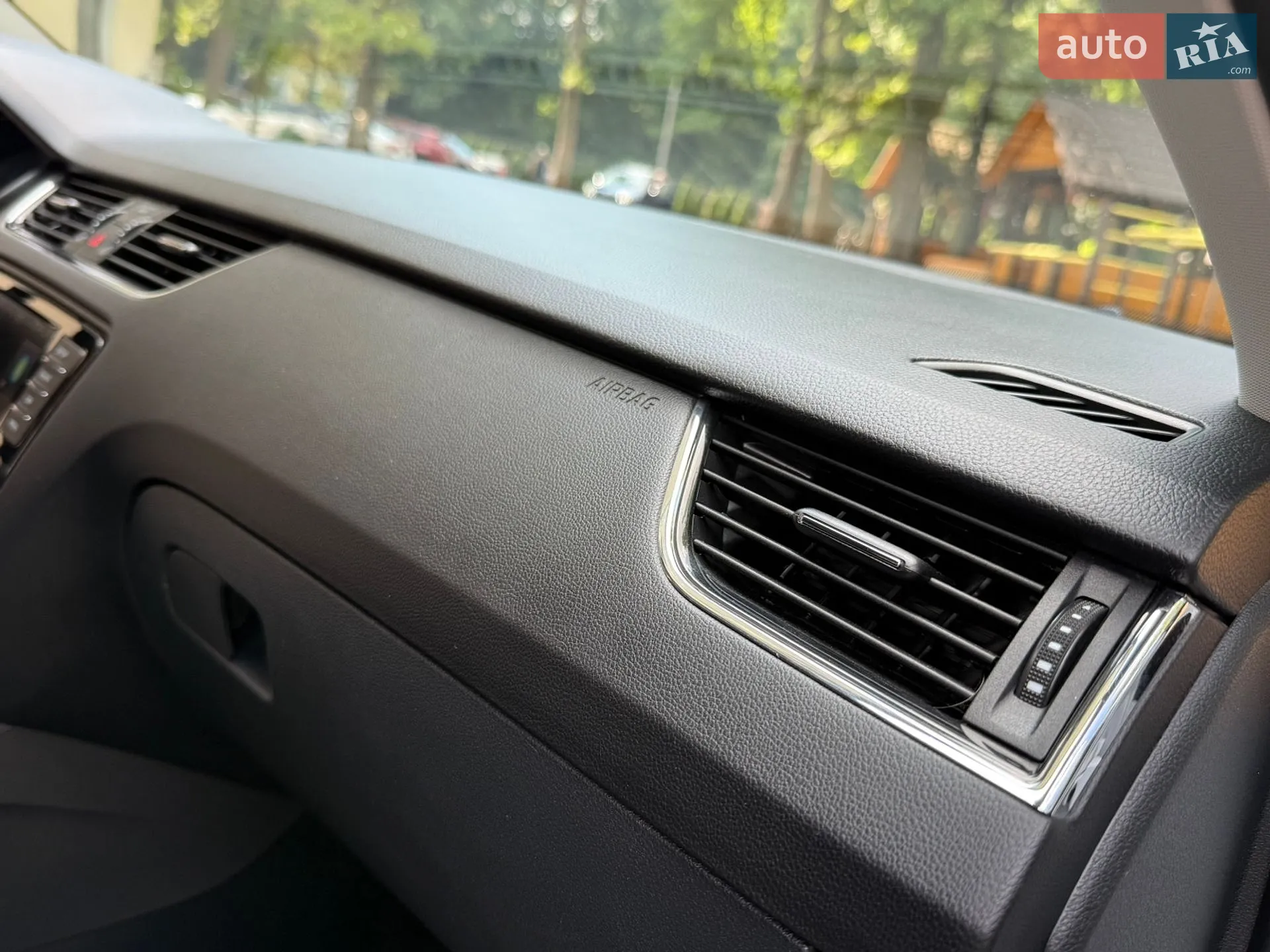 2016 Skoda Octavia - мініатюра 133