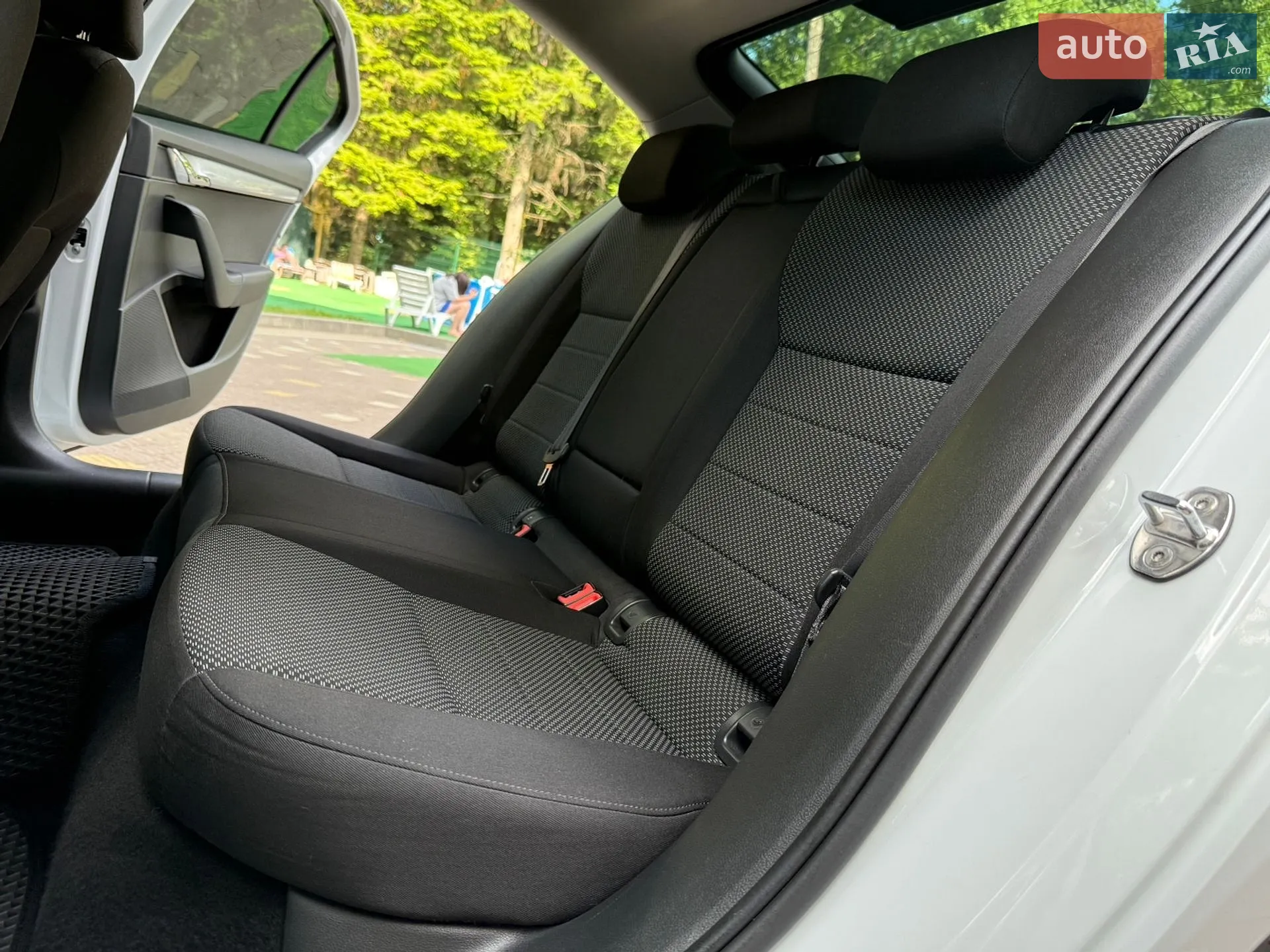 2016 Skoda Octavia - мініатюра 173