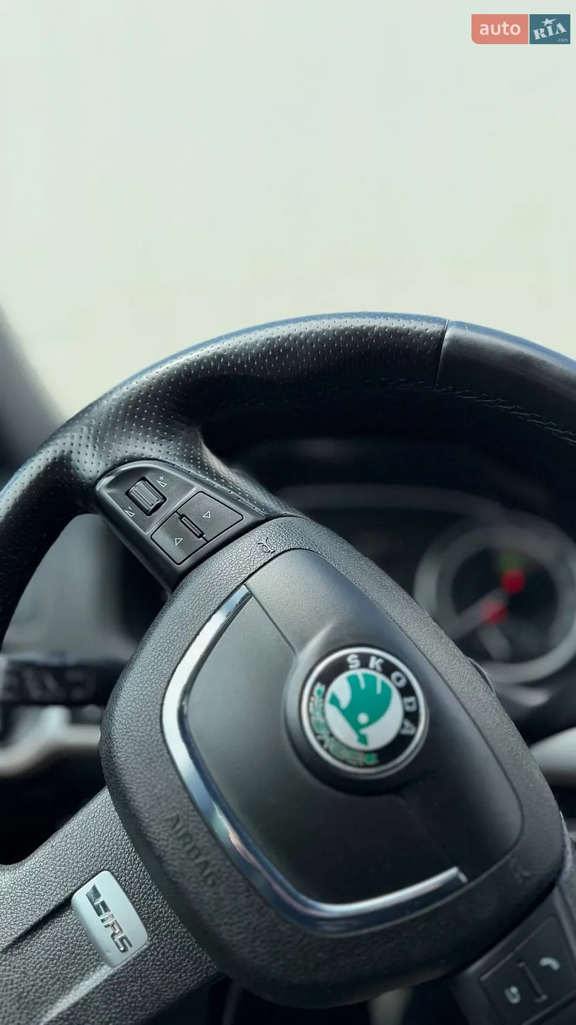 2011 Skoda Octavia - мініатюра 76