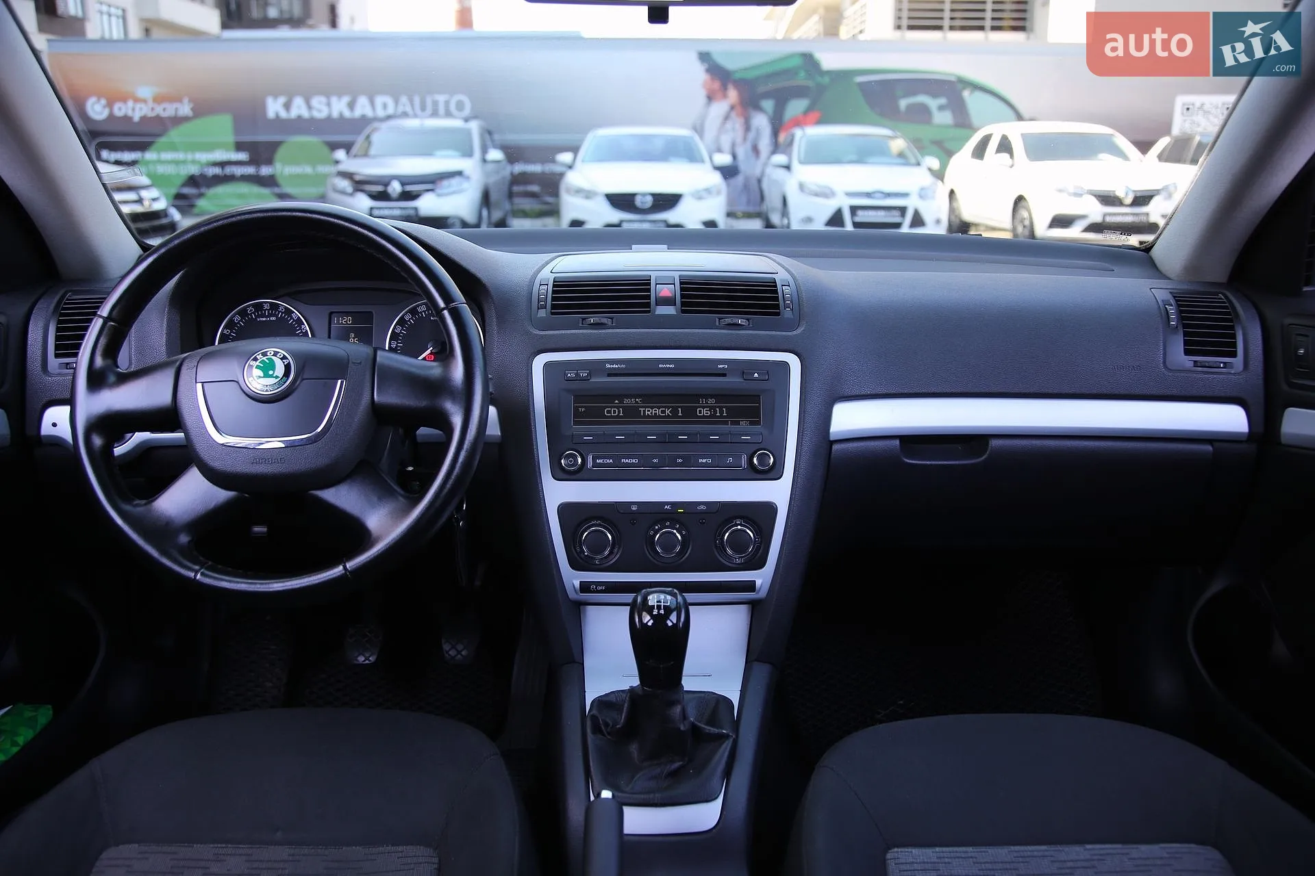 2010 Skoda Octavia - мініатюра 12
