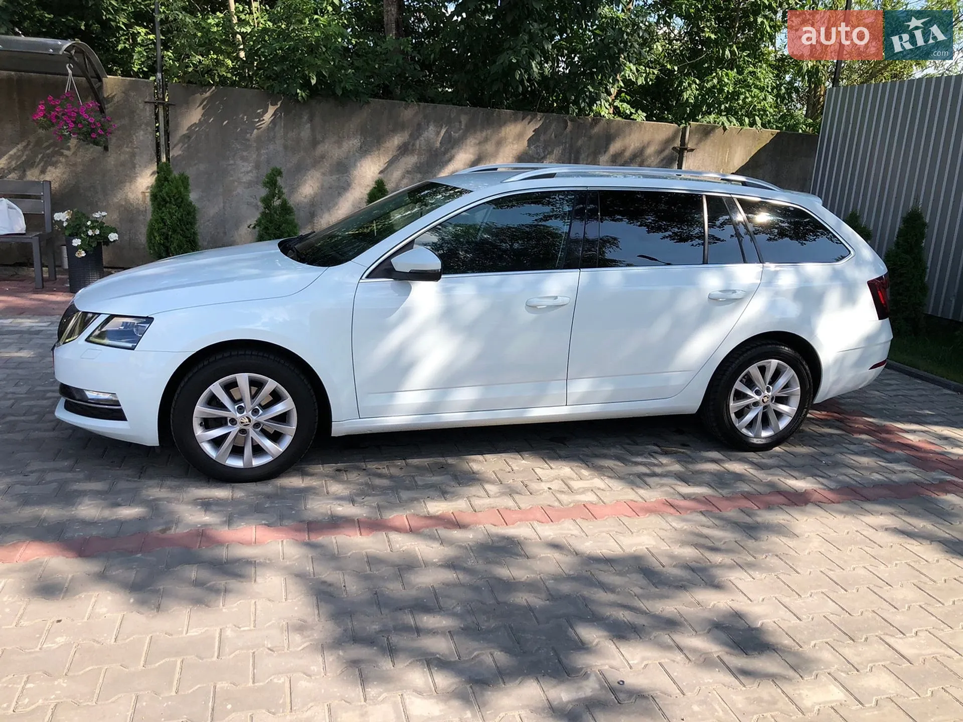 2019 Skoda Octavia - мініатюра 9