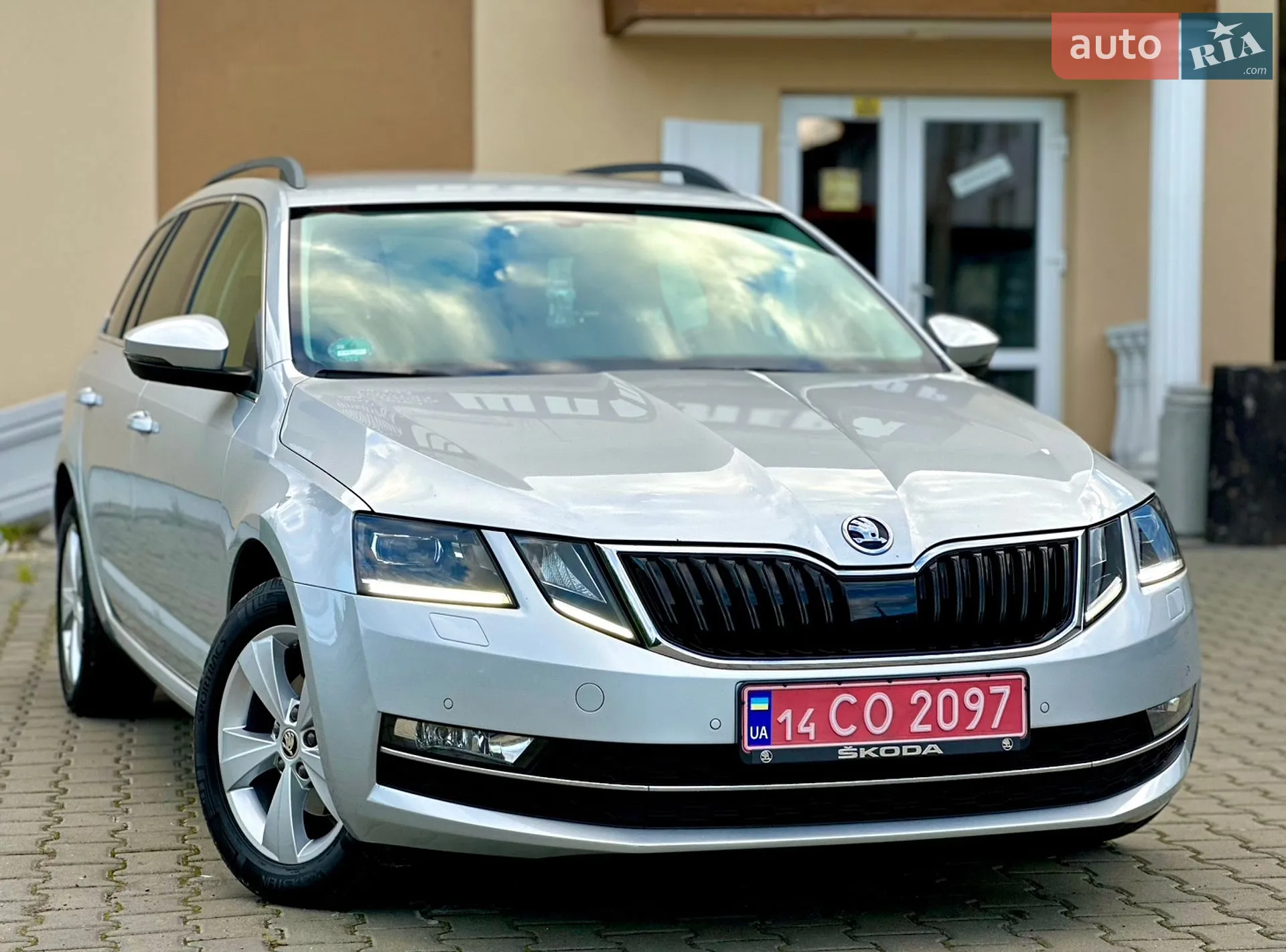 2017 Skoda Octavia - фото 1