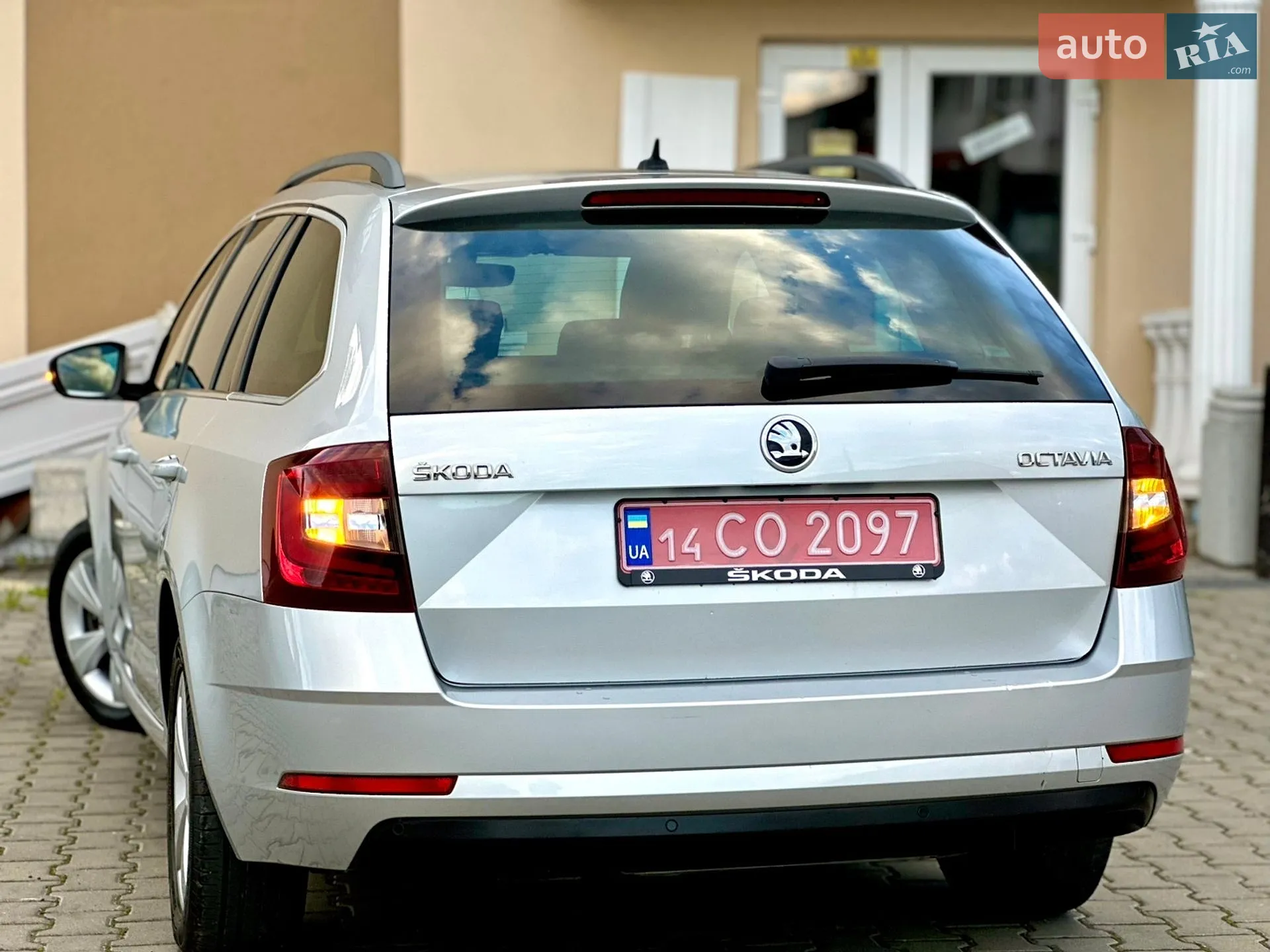 2017 Skoda Octavia - мініатюра 14