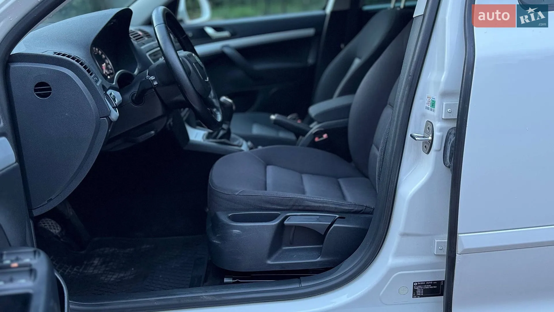 2012 Skoda Octavia - мініатюра 22