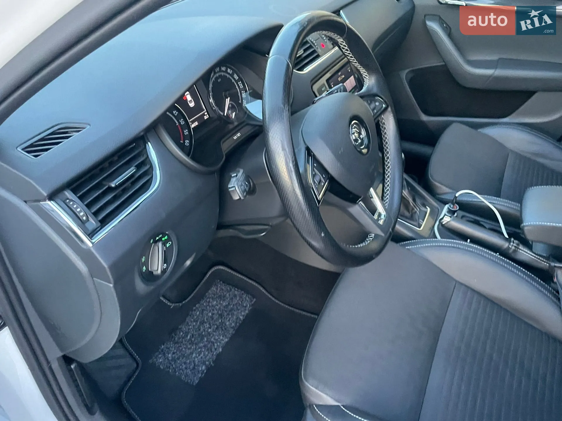 2014 Skoda Octavia - мініатюра 30