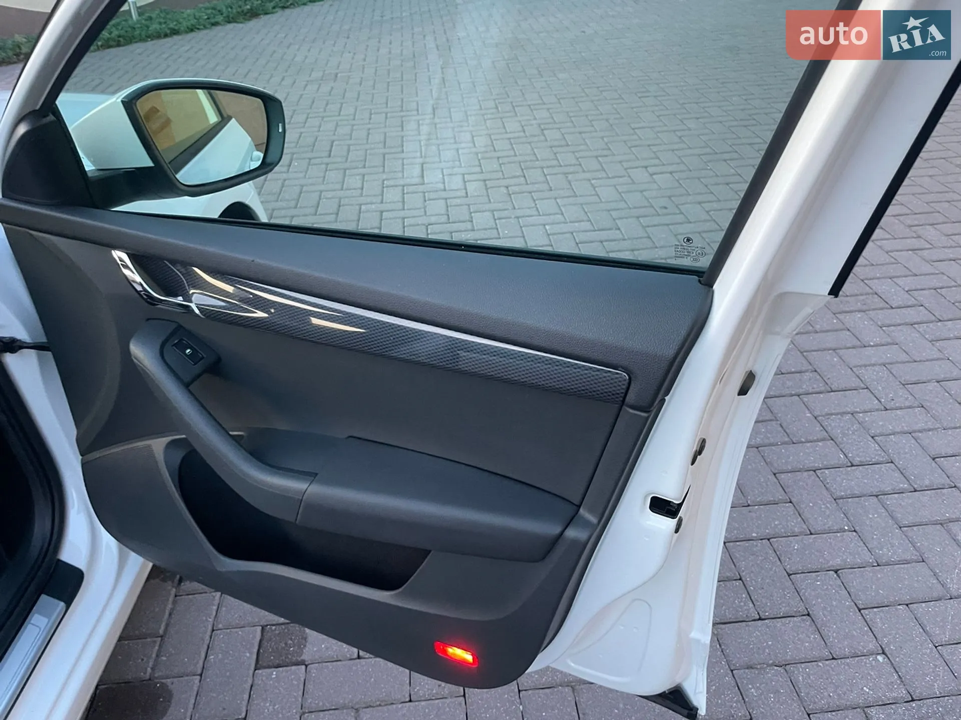 2014 Skoda Octavia - мініатюра 38