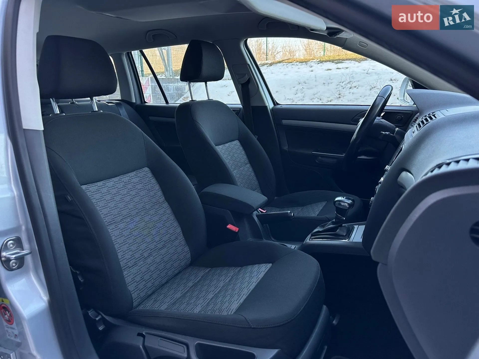 2012 Skoda Octavia - мініатюра 44