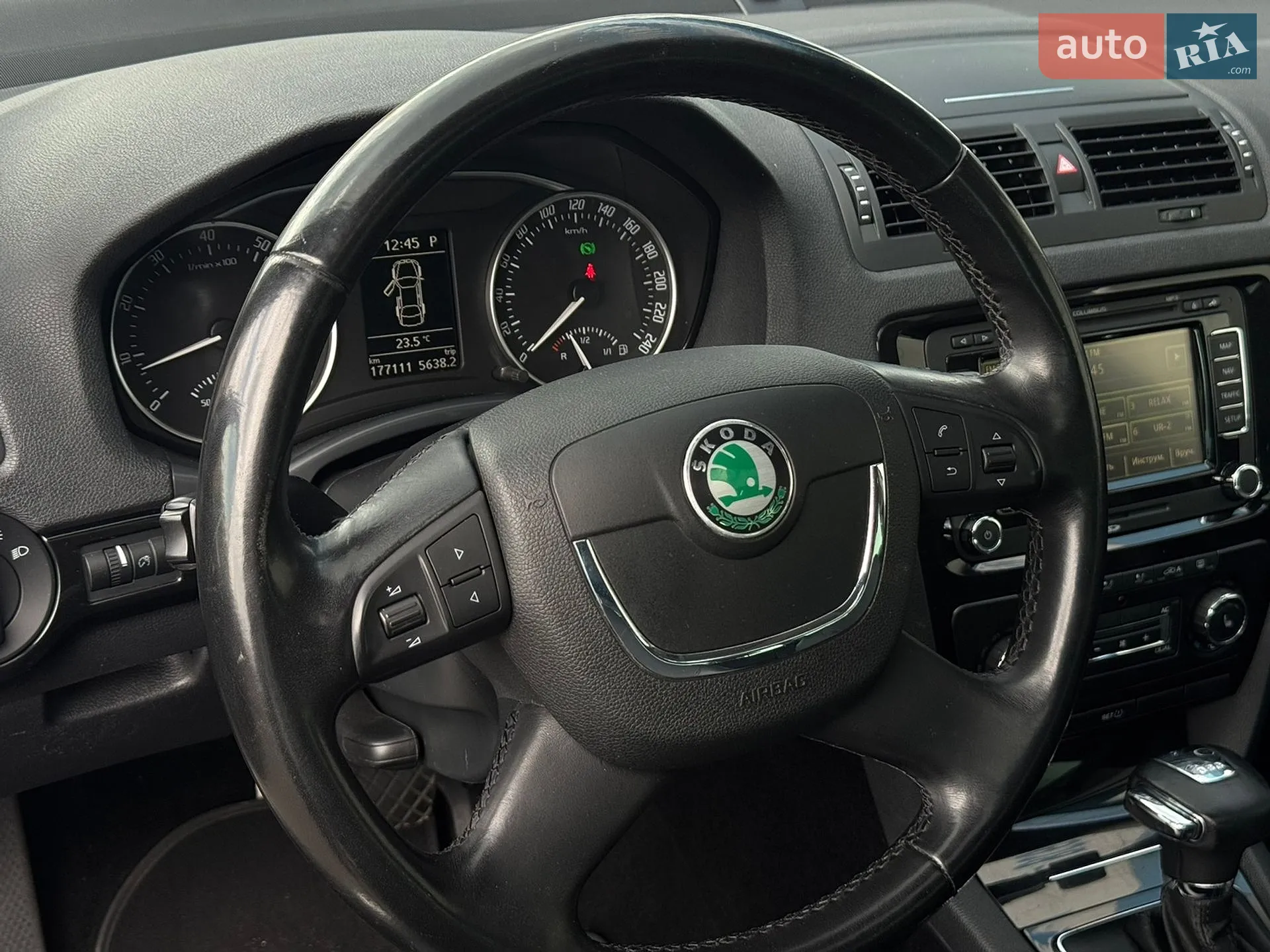 2010 Skoda Octavia - мініатюра 22