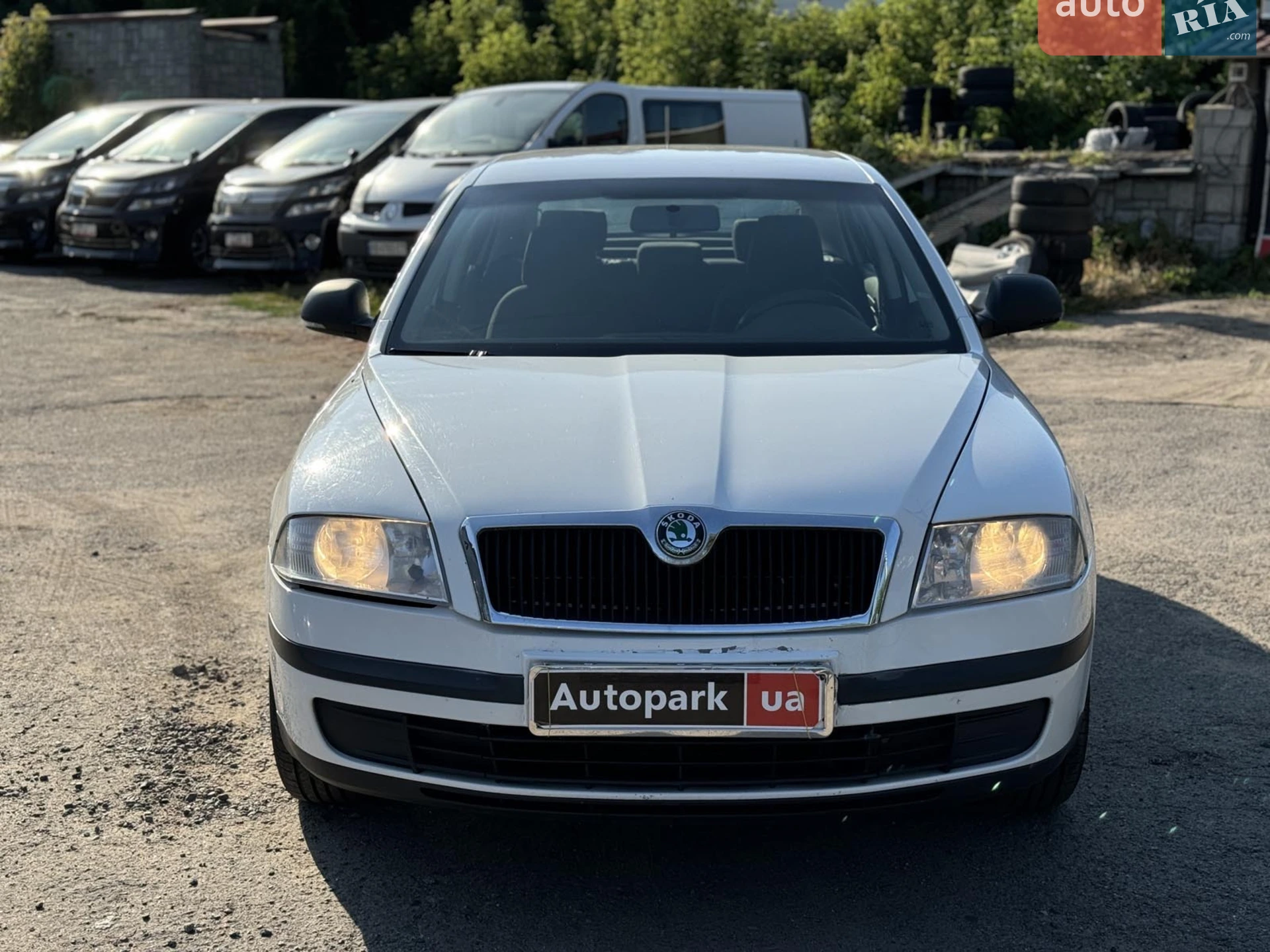 2011 Skoda Octavia - мініатюра 2