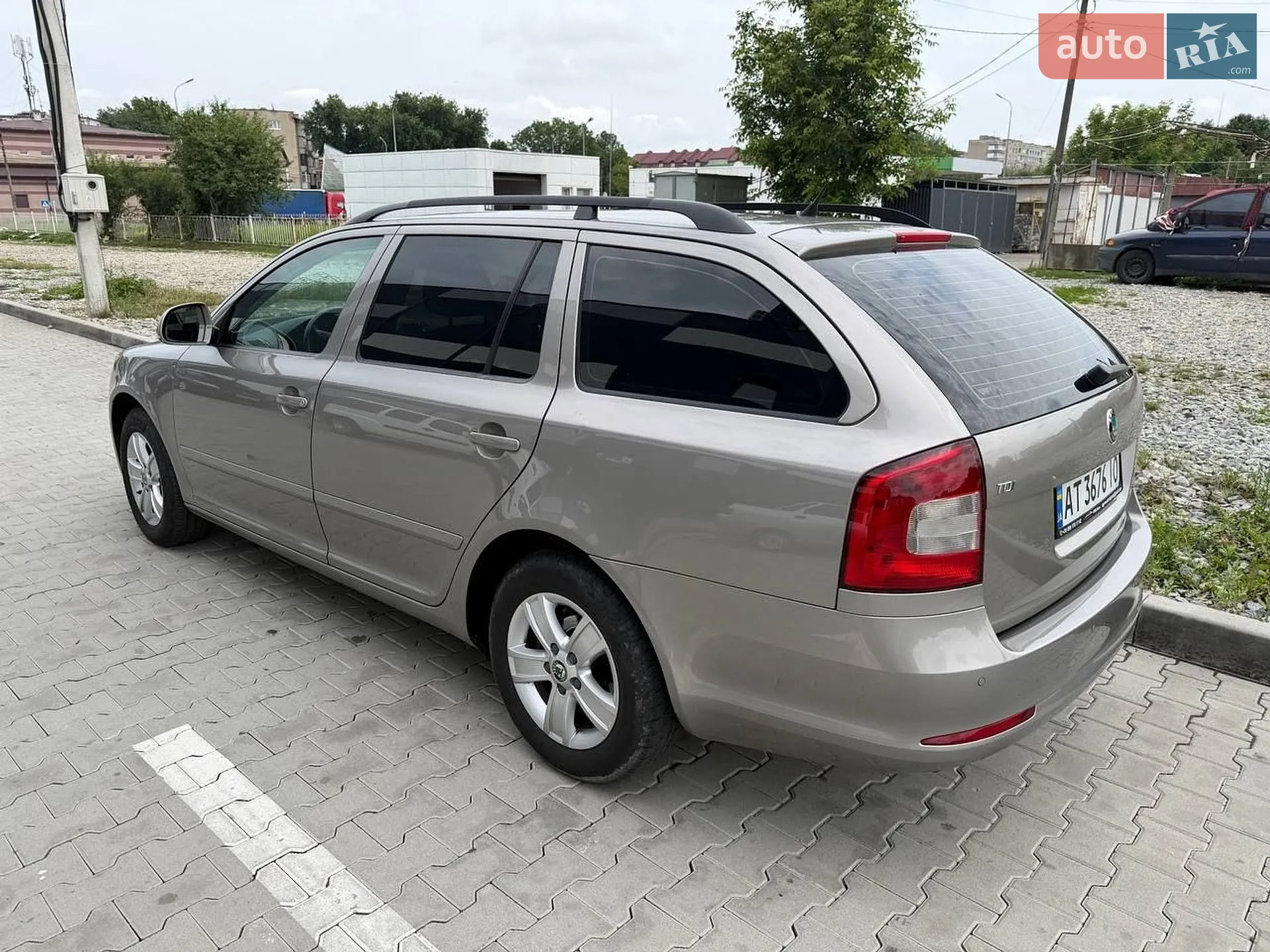2011 Skoda Octavia - мініатюра 11