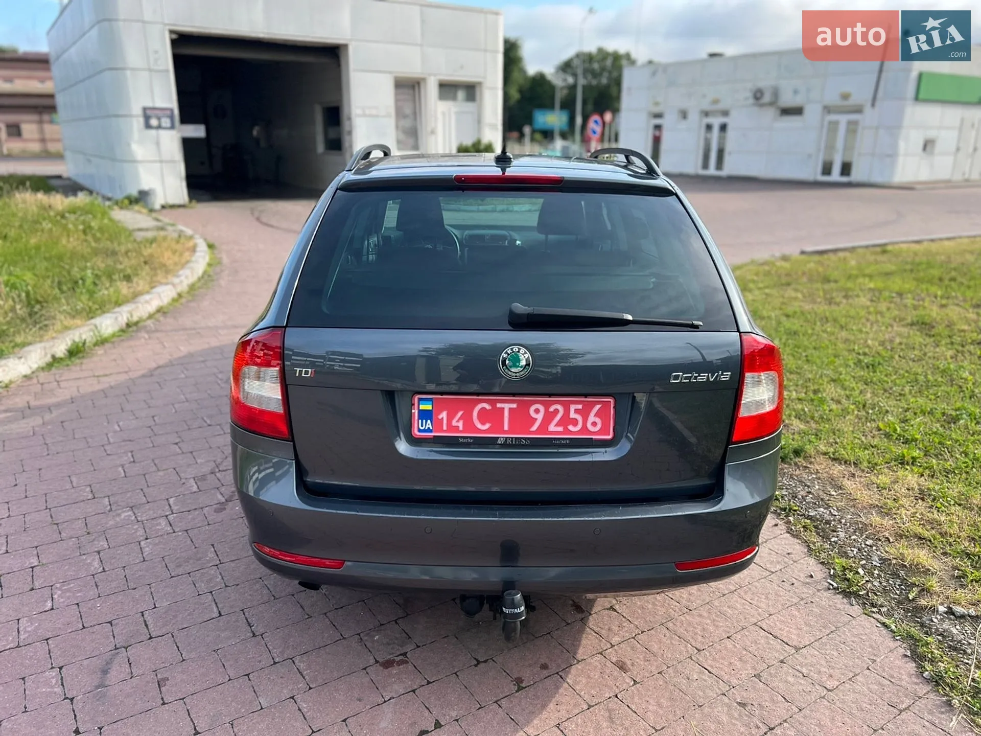 2011 Skoda Octavia - мініатюра 10
