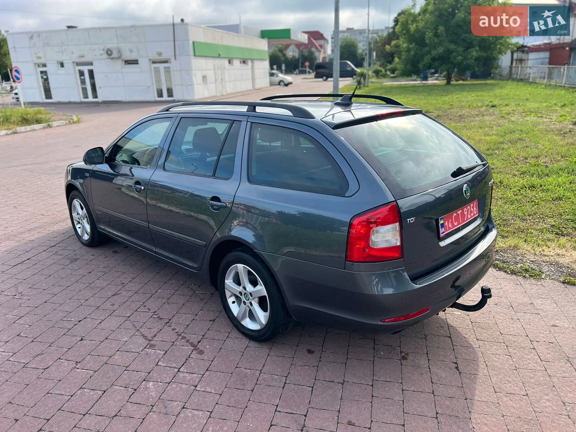 2011 Skoda Octavia - мініатюра 8
