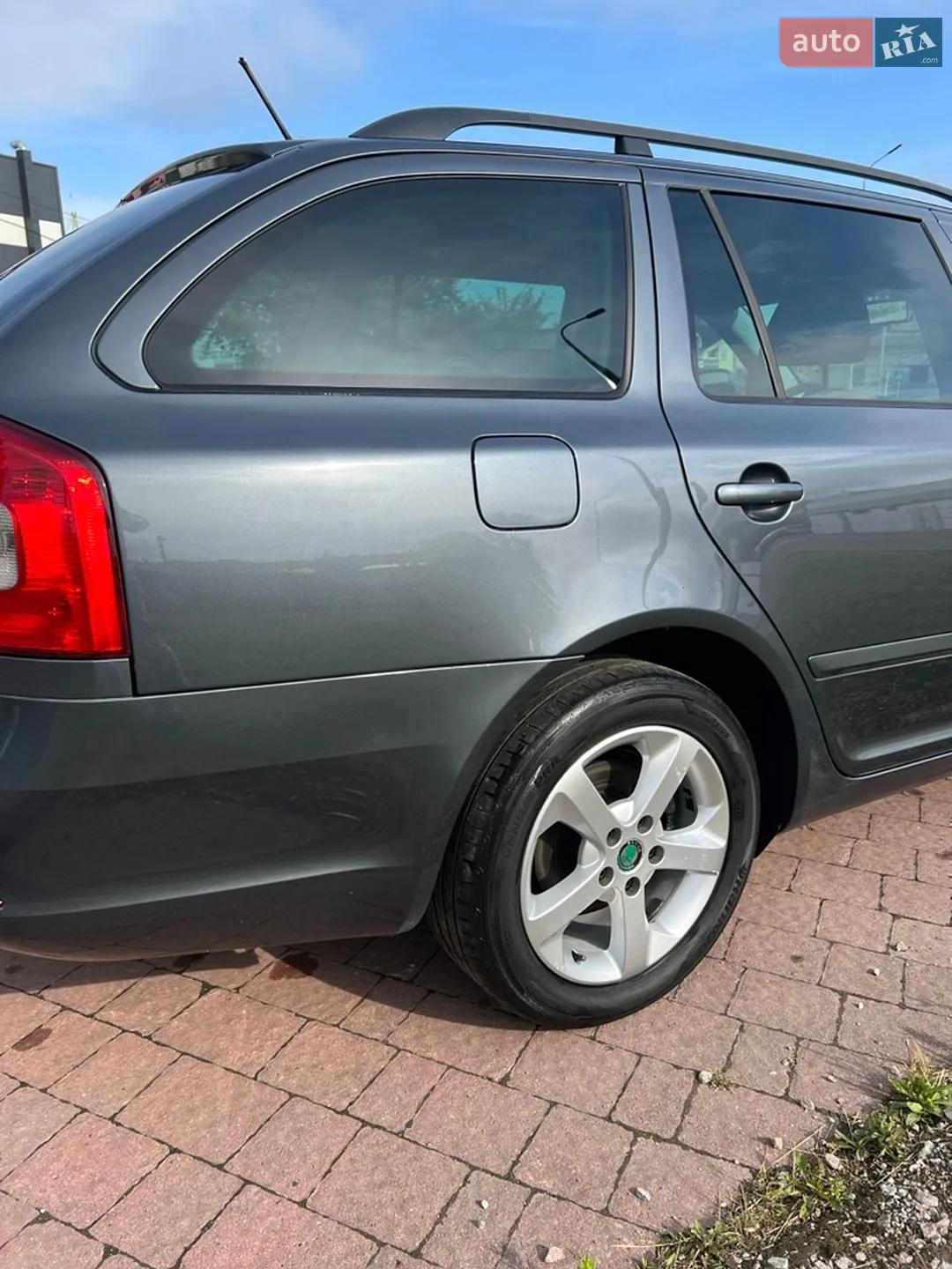 2011 Skoda Octavia - мініатюра 17