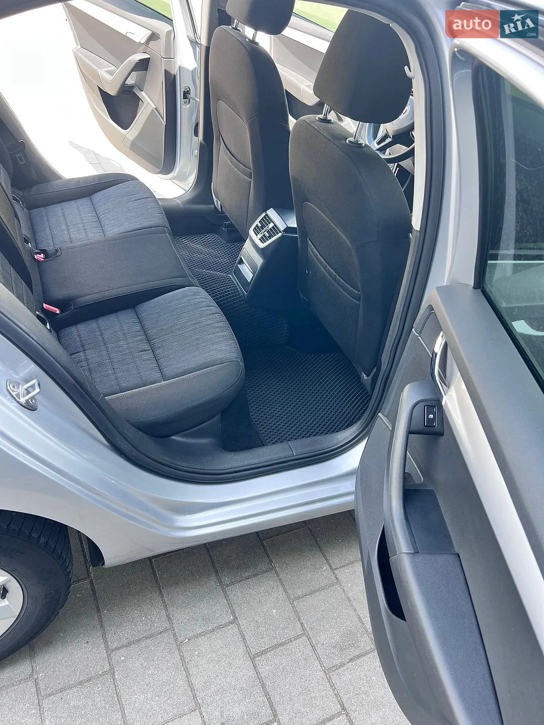2017 Skoda Octavia - мініатюра 8