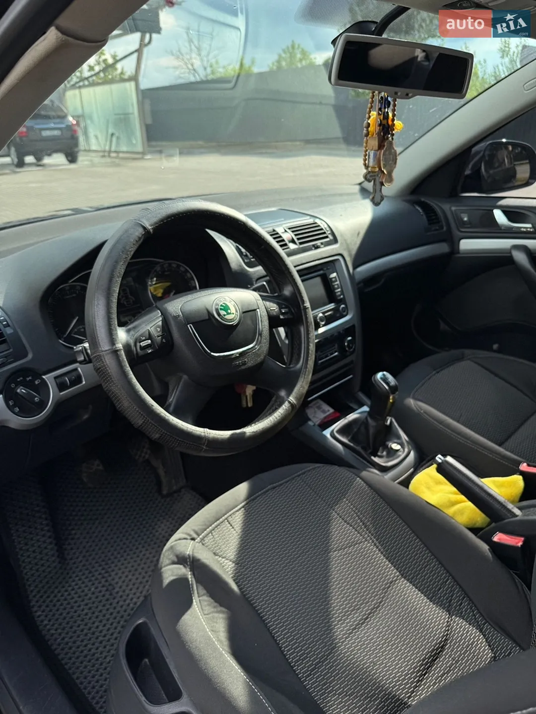 2011 Skoda Octavia - мініатюра 9