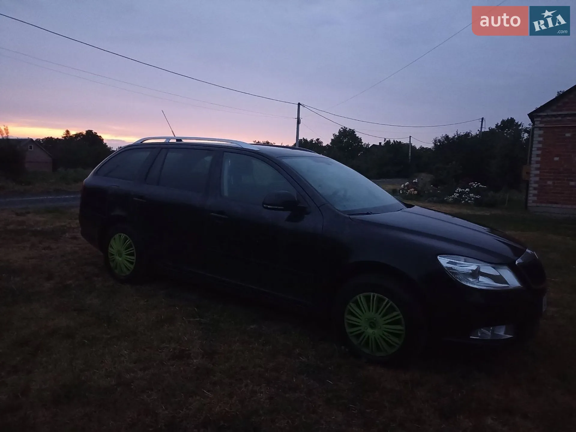 2010 Skoda Octavia - мініатюра 4