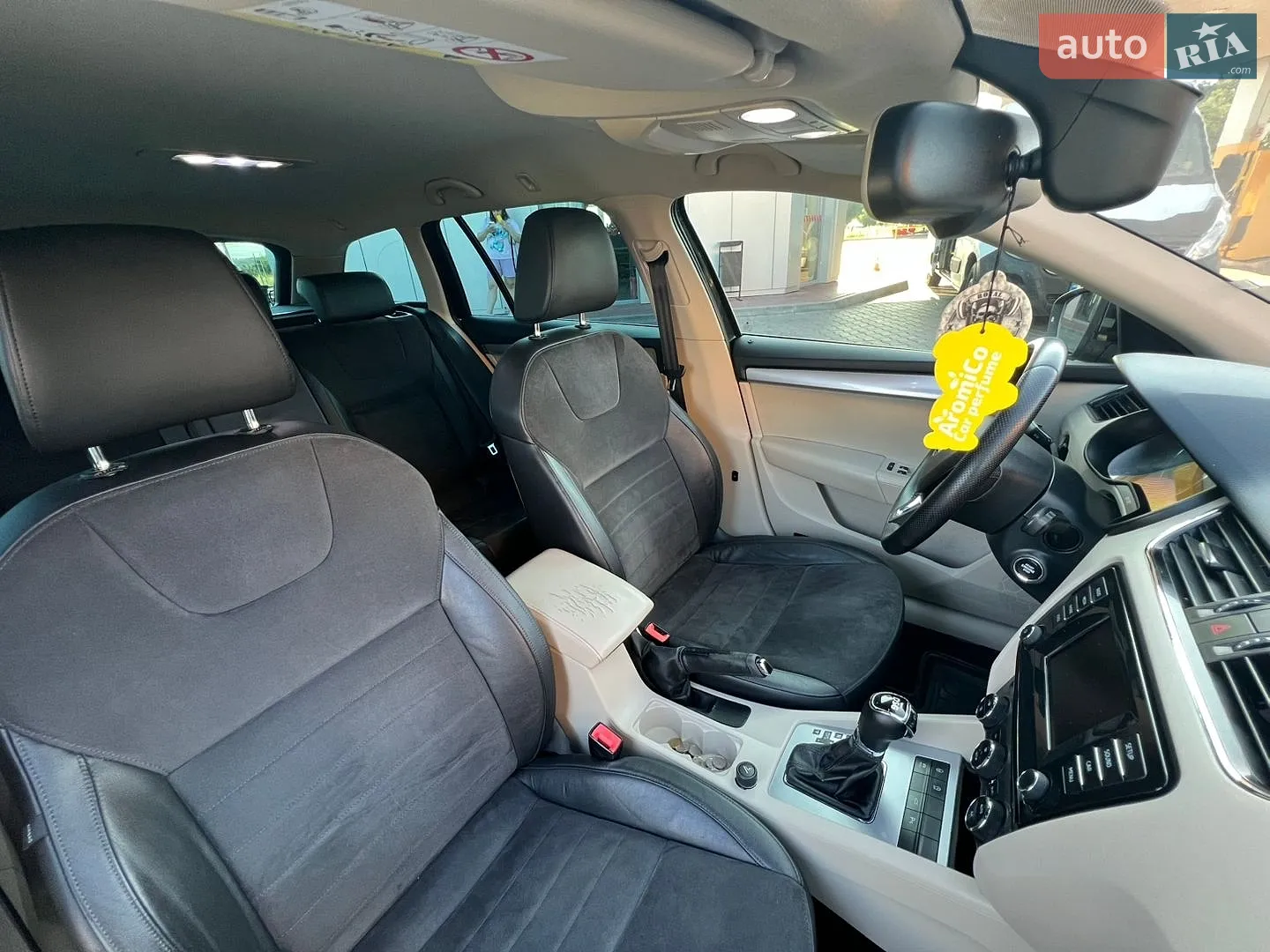 2014 Skoda Octavia - мініатюра 24
