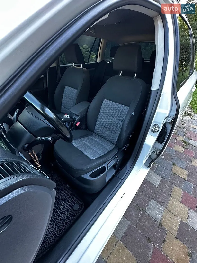 Skoda Octavia 2009 VIN TMBHT61Z8A2054081 фото оголошення 16 з 20