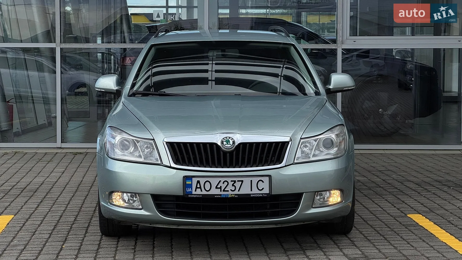 2010 Skoda Octavia - мініатюра 6