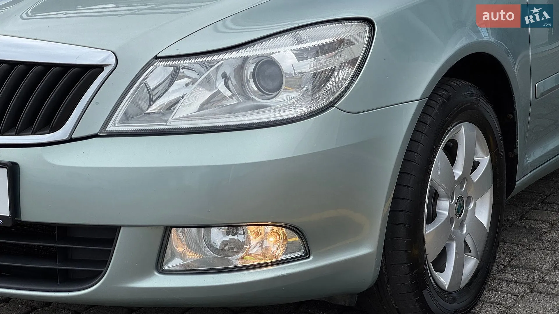2010 Skoda Octavia - мініатюра 10
