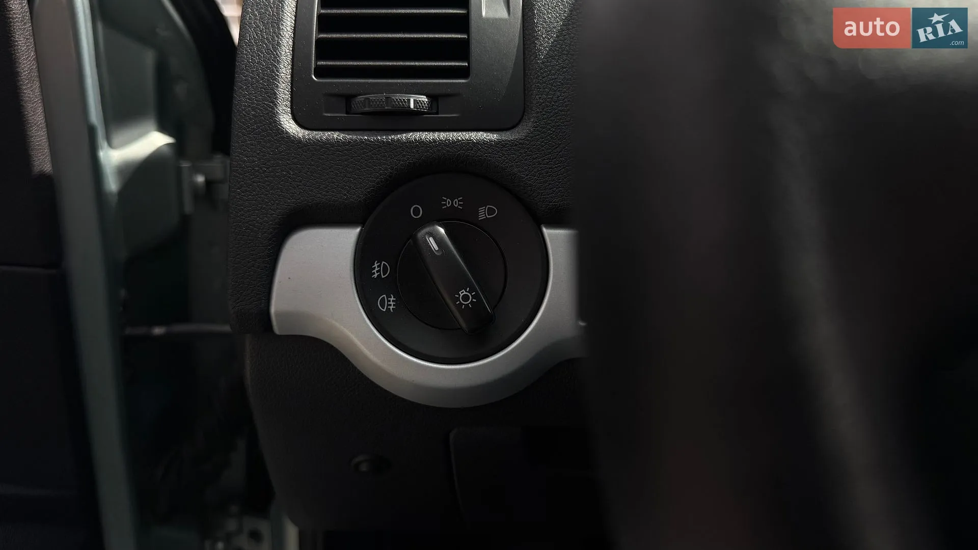 2010 Skoda Octavia - мініатюра 41