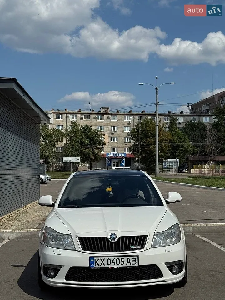 2011 Skoda Octavia - мініатюра 13