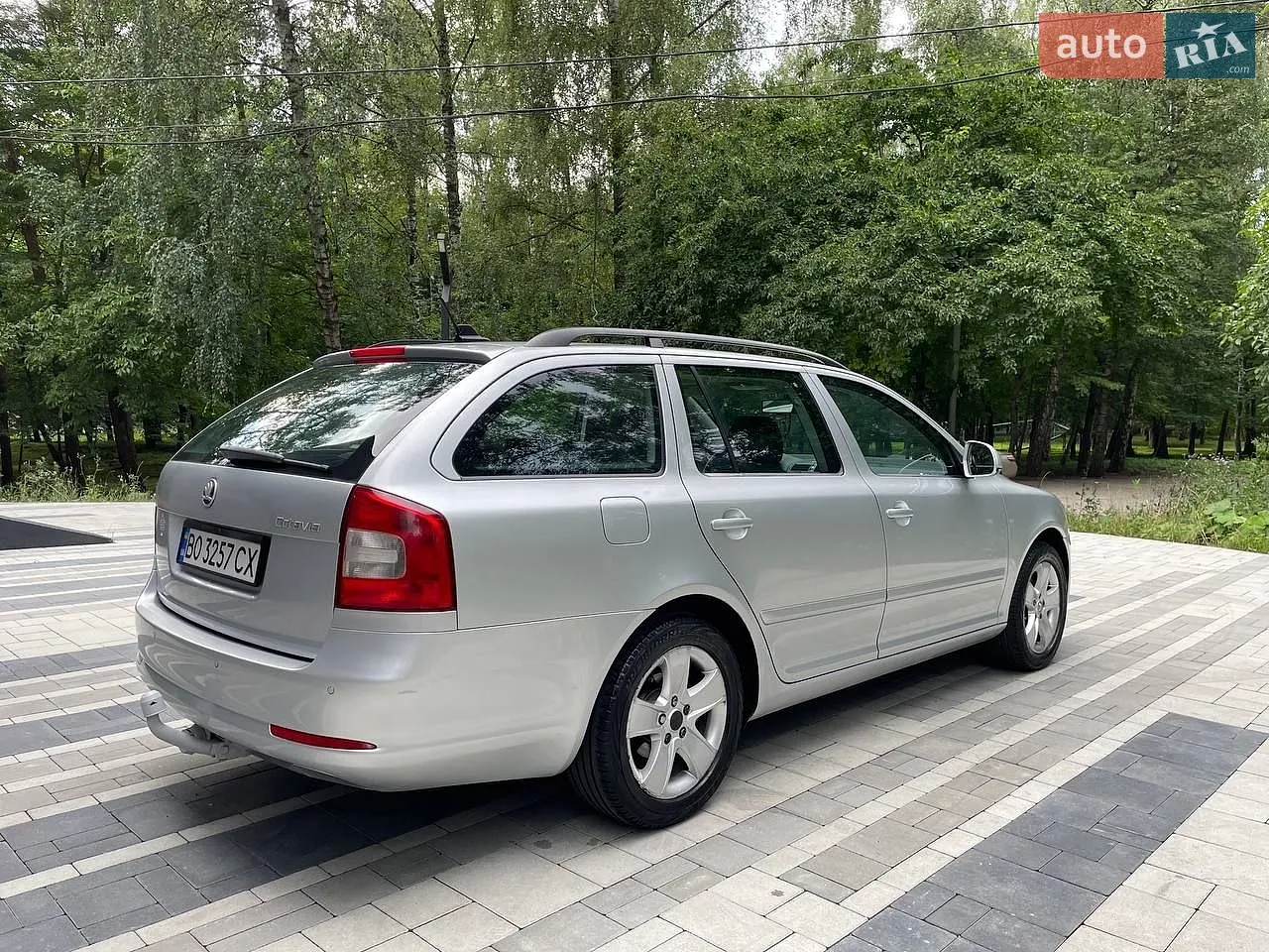 2010 Skoda Octavia - мініатюра 11