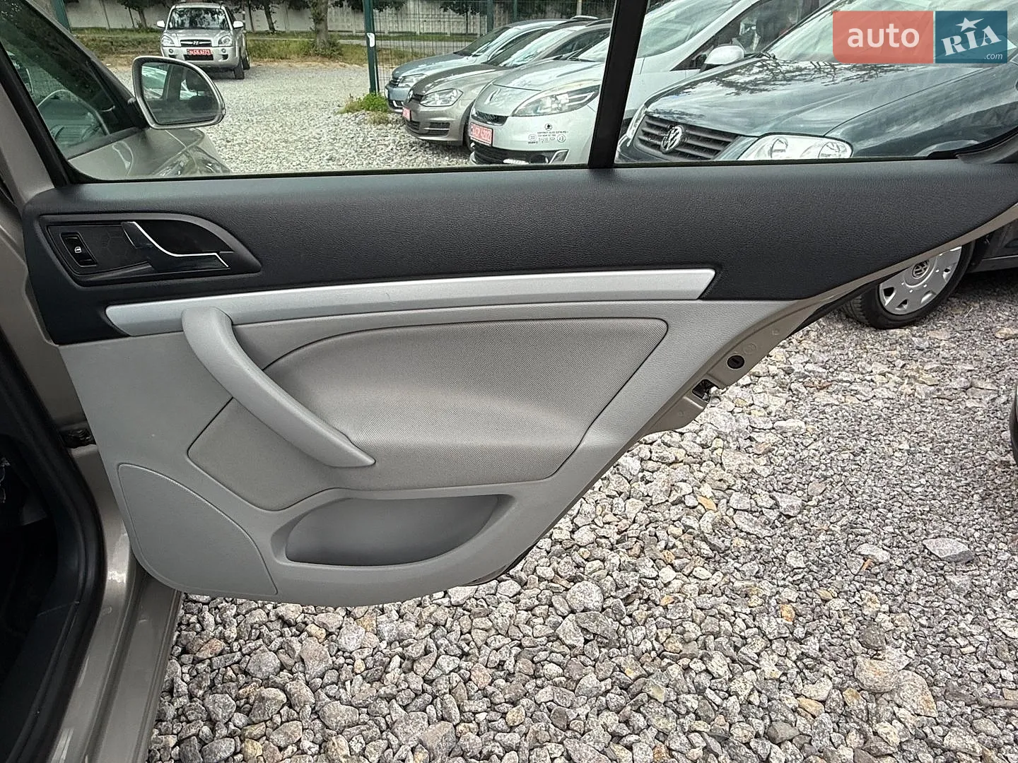 2011 Skoda Octavia - мініатюра 28