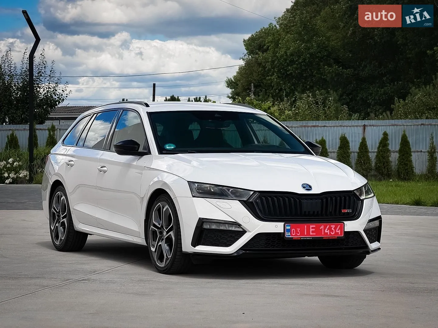 2022 Skoda Octavia - фото 1