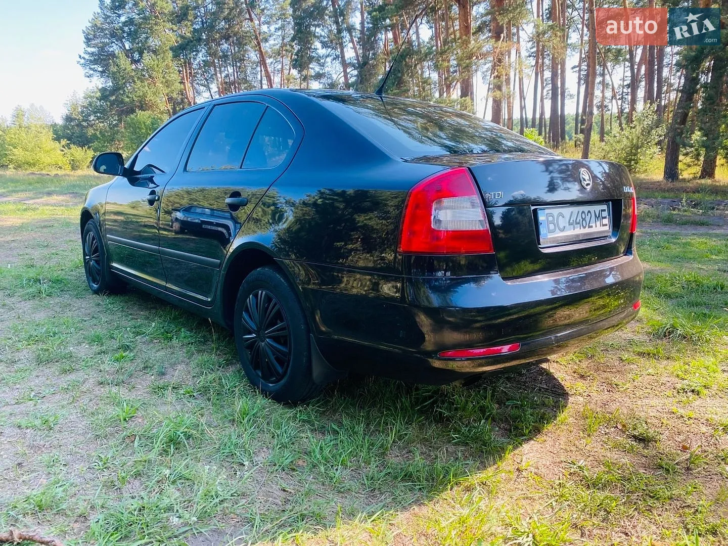 2010 Skoda Octavia - мініатюра 16